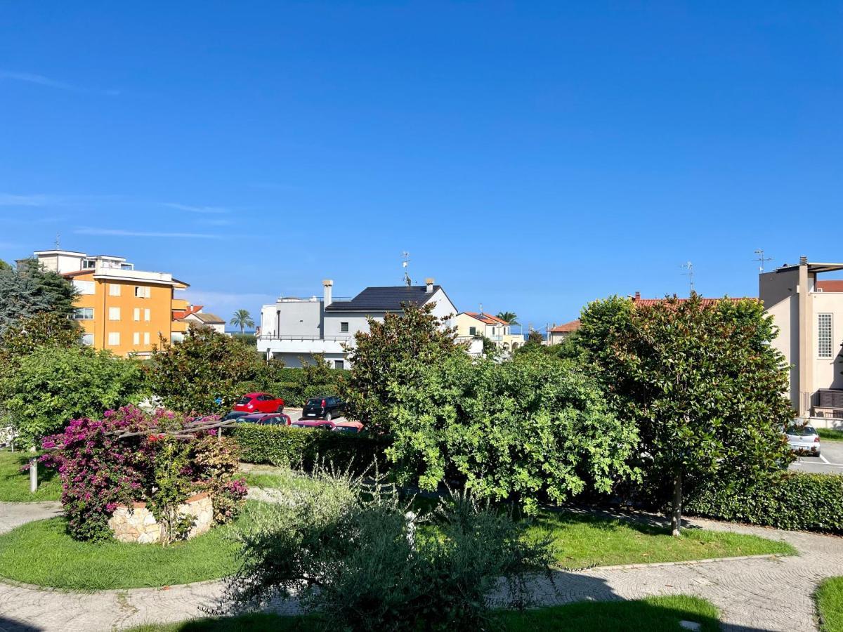 Casa Anselmo Διαμέρισμα Loano Εξωτερικό φωτογραφία